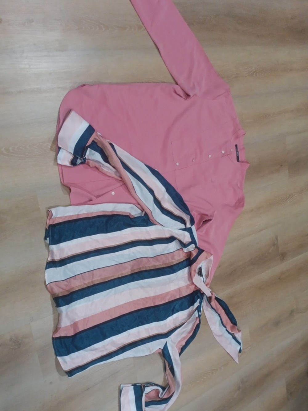 Bundle Ralph Lauren Pink Button-Up Top Worthington Striped Tie Accent